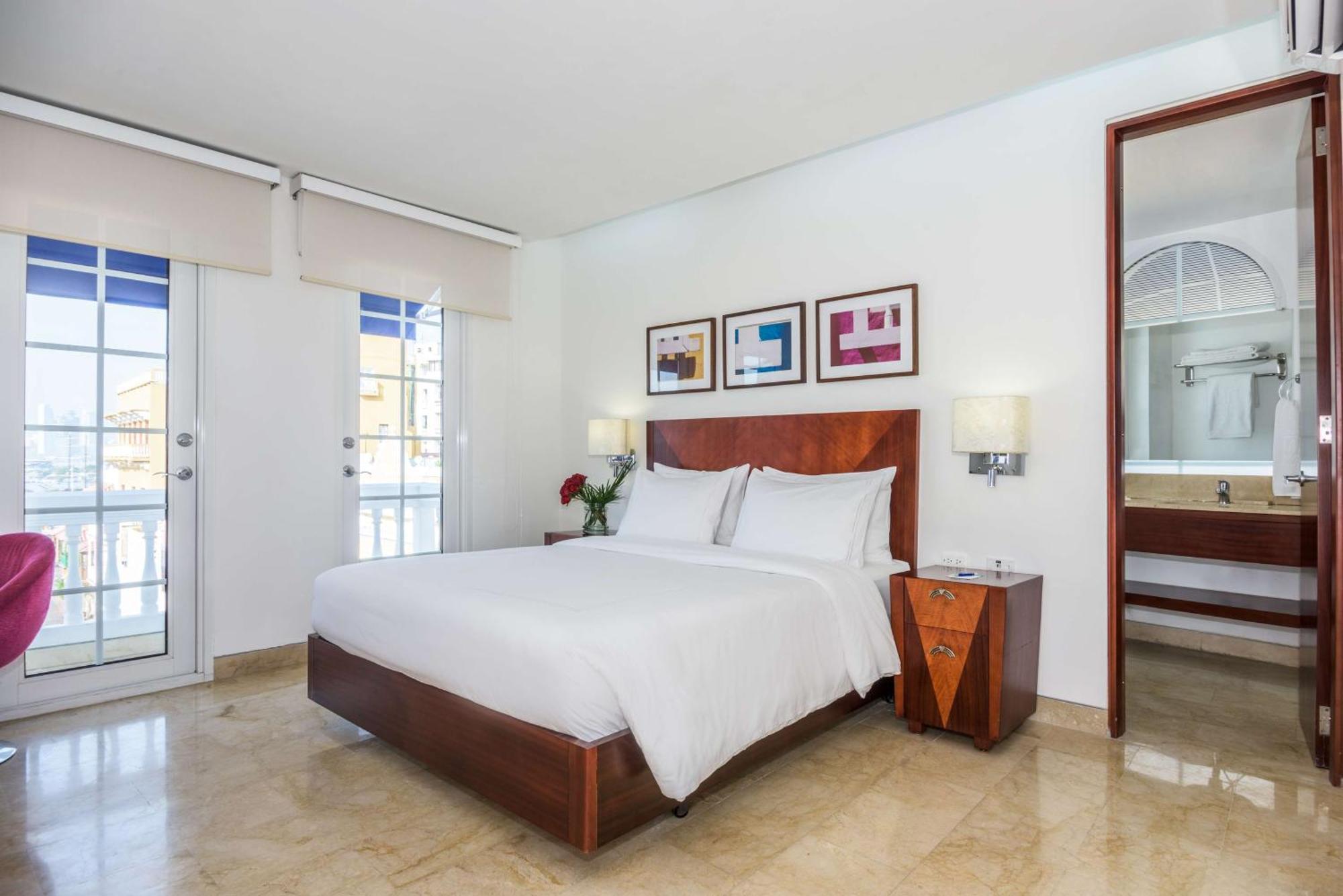 Nh Royal Urban Cartagena Hotel Kültér fotó